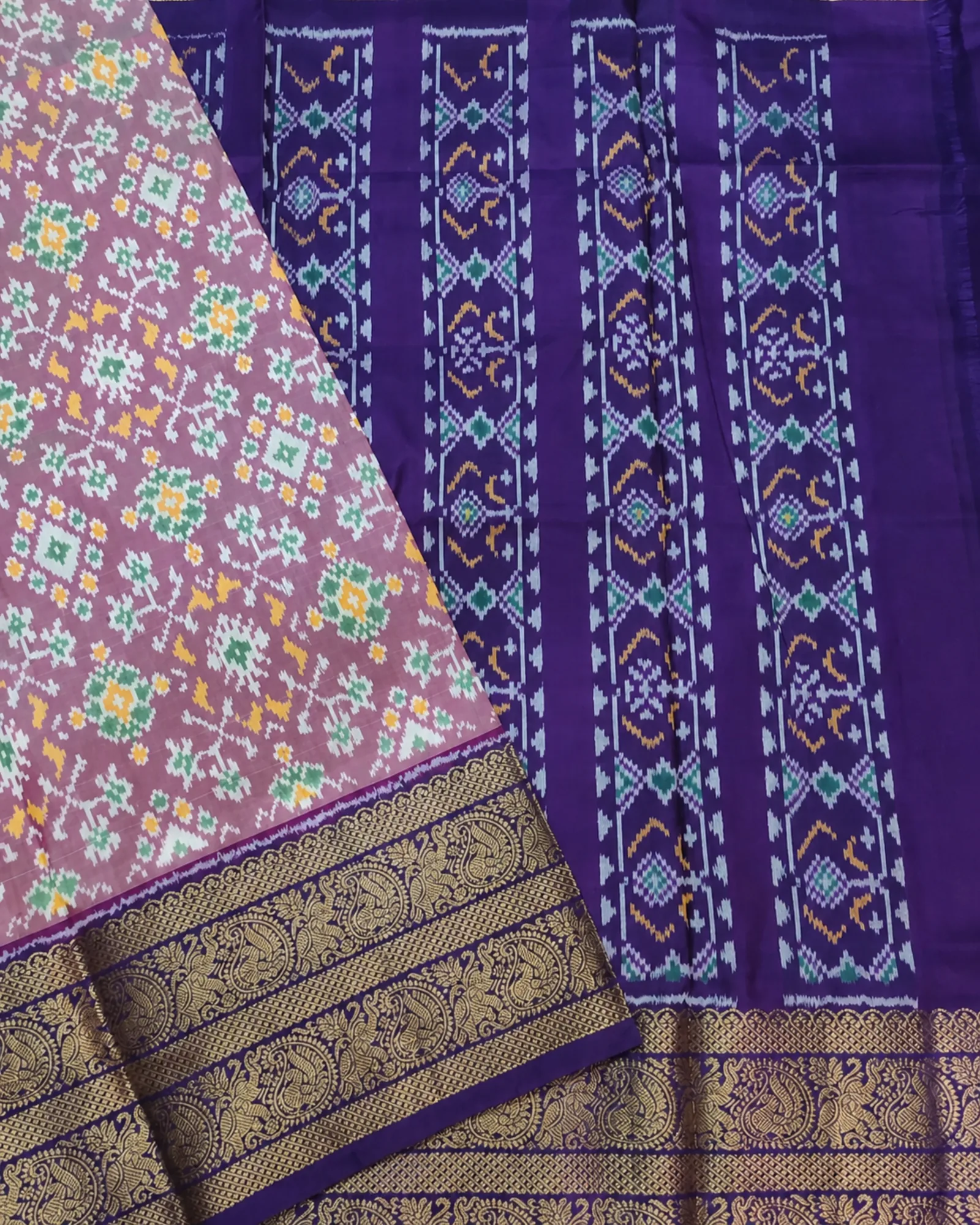 పట్టు ఇక్కత్ చీరలు · Silk Tie & Dye Sarees