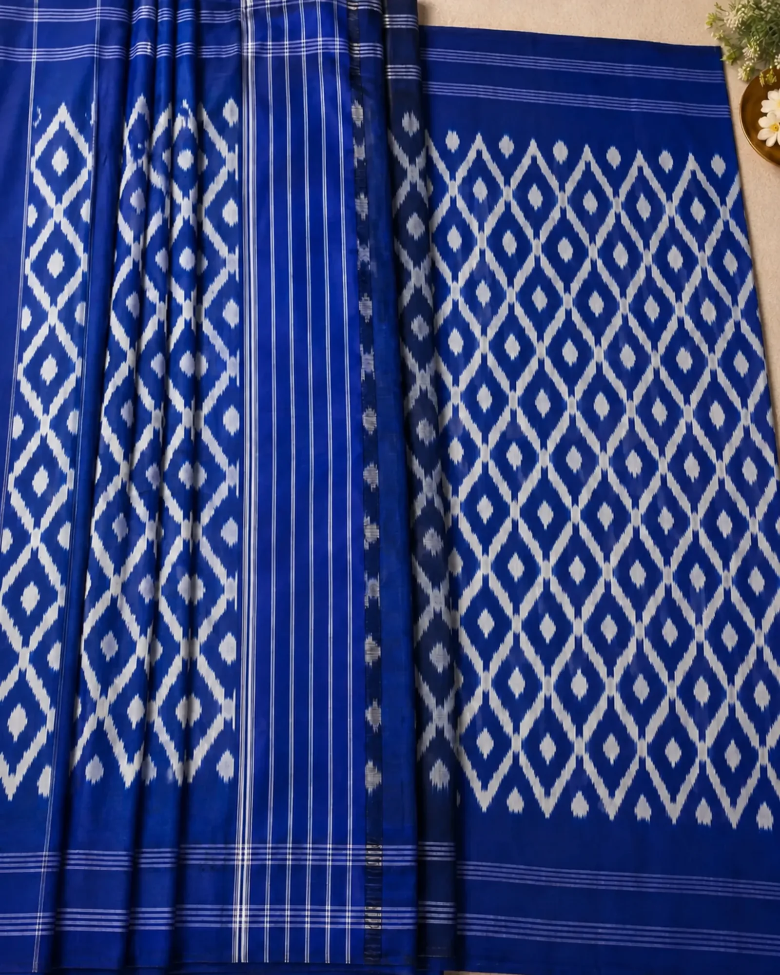 పట్టు ఇక్కత్ చీరలు · Silk Tie & Dye Sarees