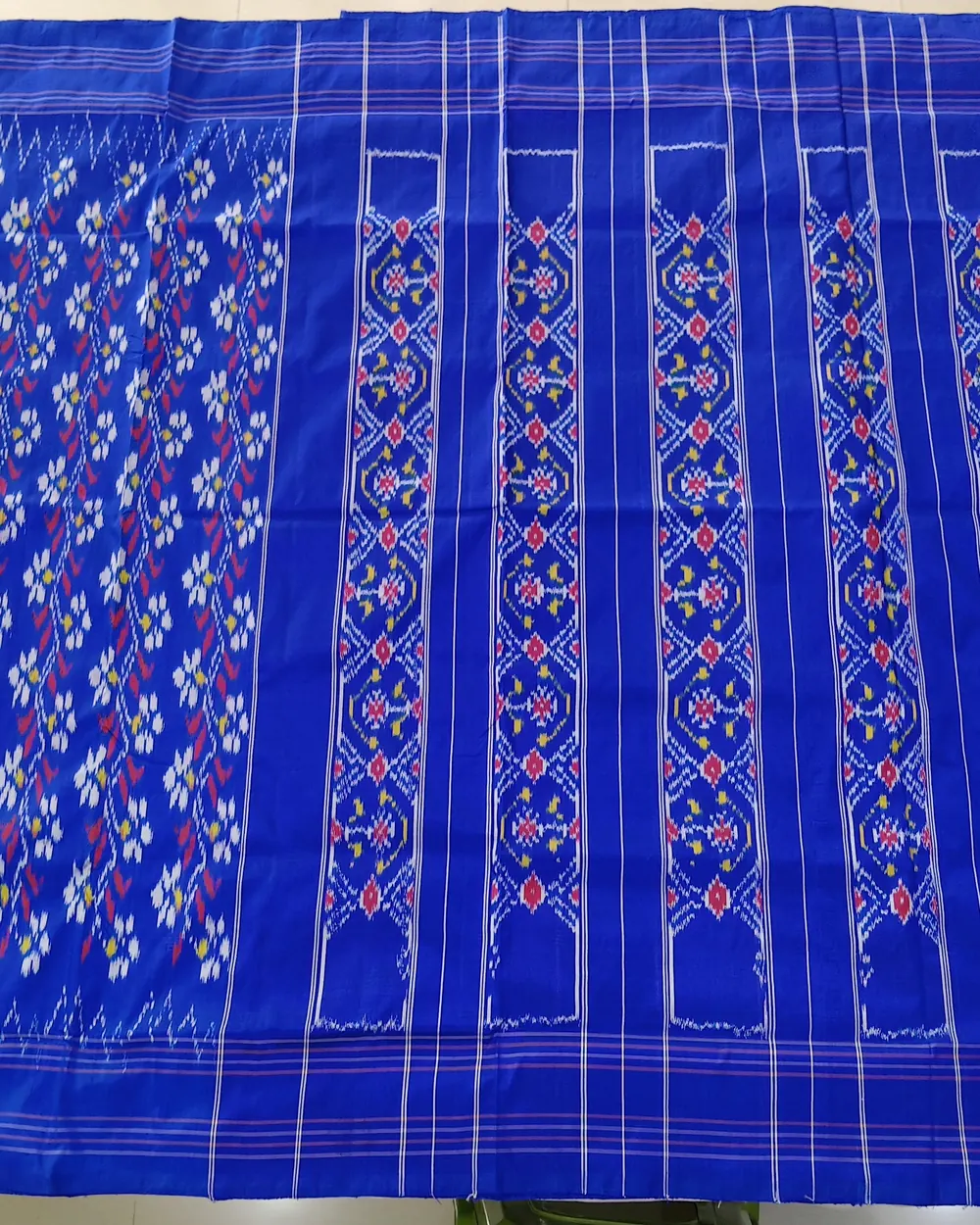 Silk Ikat Saree, · పట్టు ఇకత్ చీర,