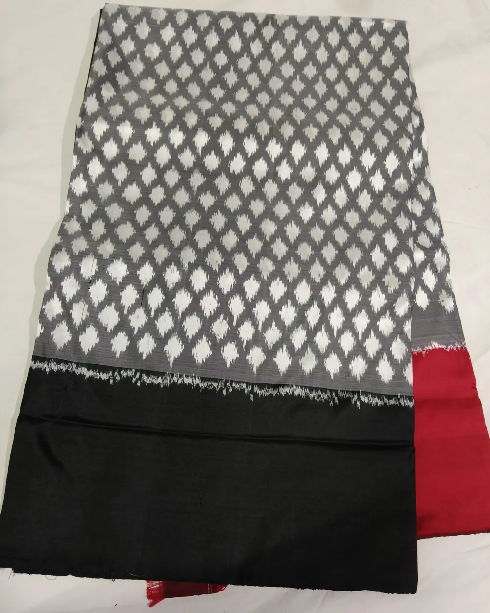 Silk Ikat Saree, · పట్టు ఇకత్ చీర,