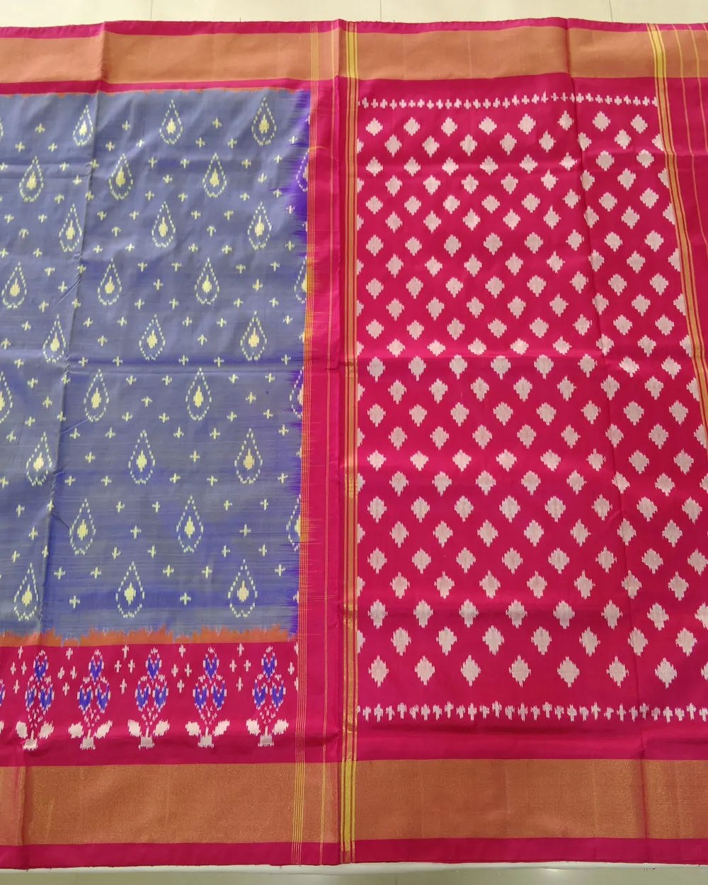 Silk Ikat Saree, · పట్టు ఇకత్ చీర,