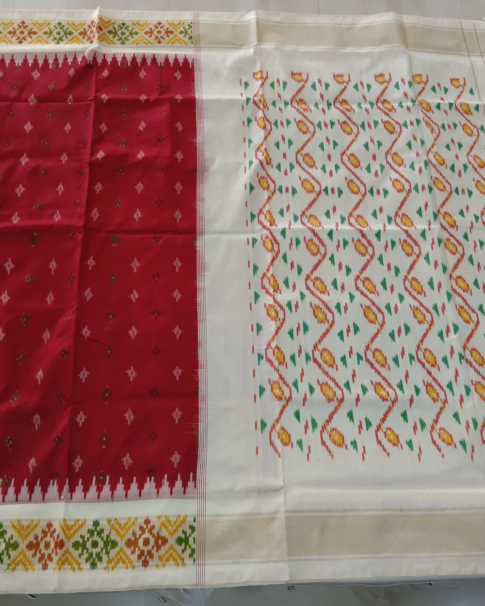 Silk Ikat Saree, · పట్టు ఇకత్ చీర,