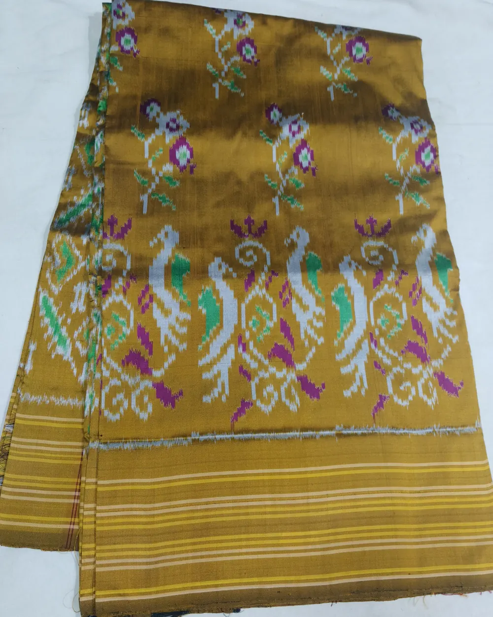 Silk Ikat Saree, · పట్టు ఇకత్ చీర,