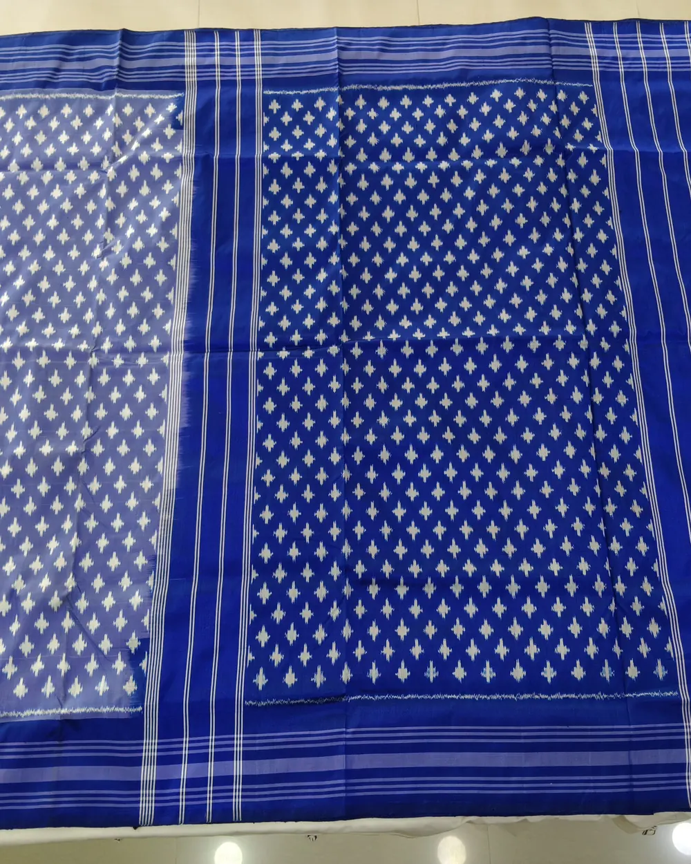 Silk Ikat Saree, · పట్టు ఇకత్ చీర,