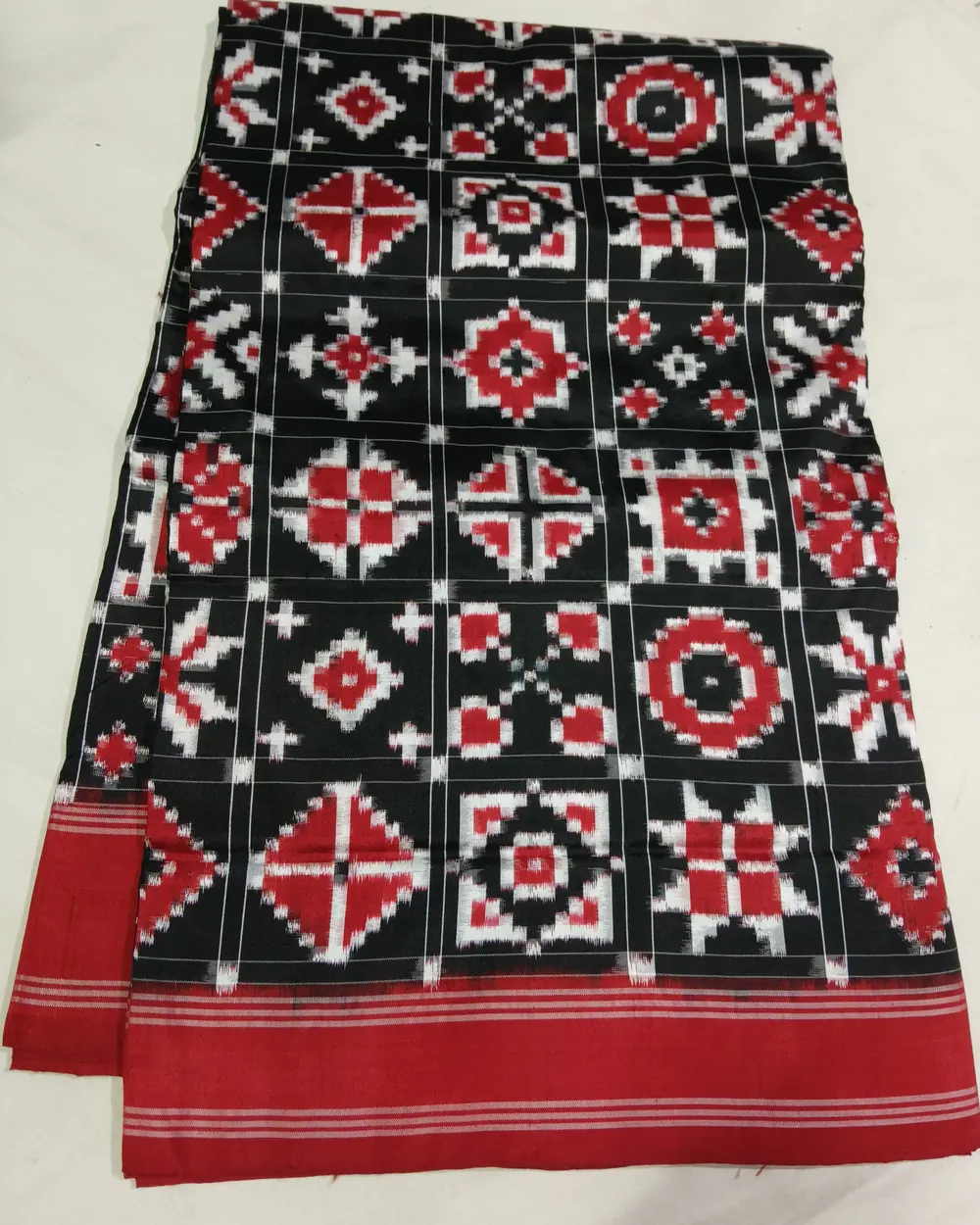 పట్టు ఇకత్ చీర, · Silk Ikat Saree,