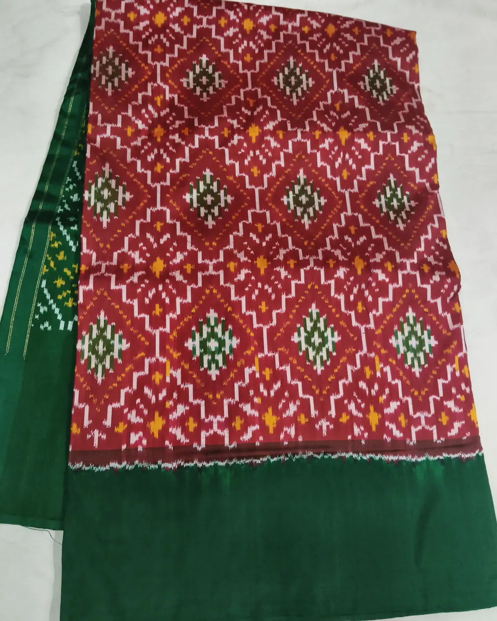 Silk Ikat Saree, · పట్టు ఇకత్ చీర,