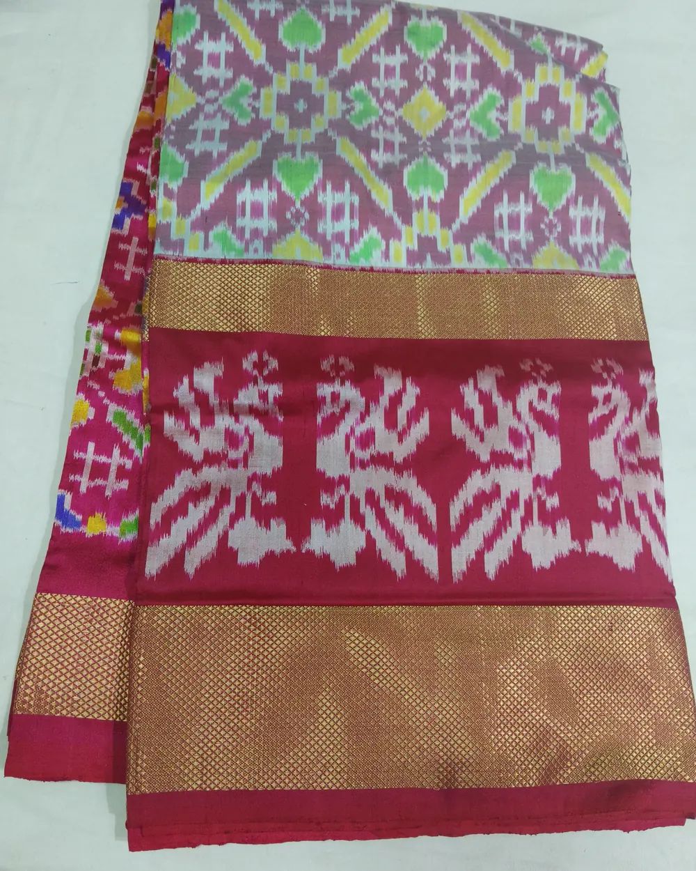 Silk Ikat Saree, · పట్టు ఇకత్ చీర,