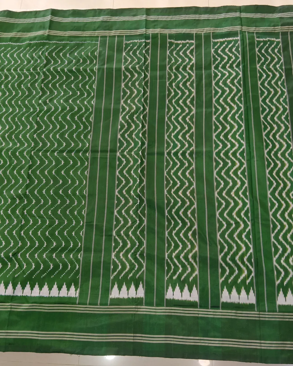 Silk Ikat Saree, · పట్టు ఇకత్ చీర,