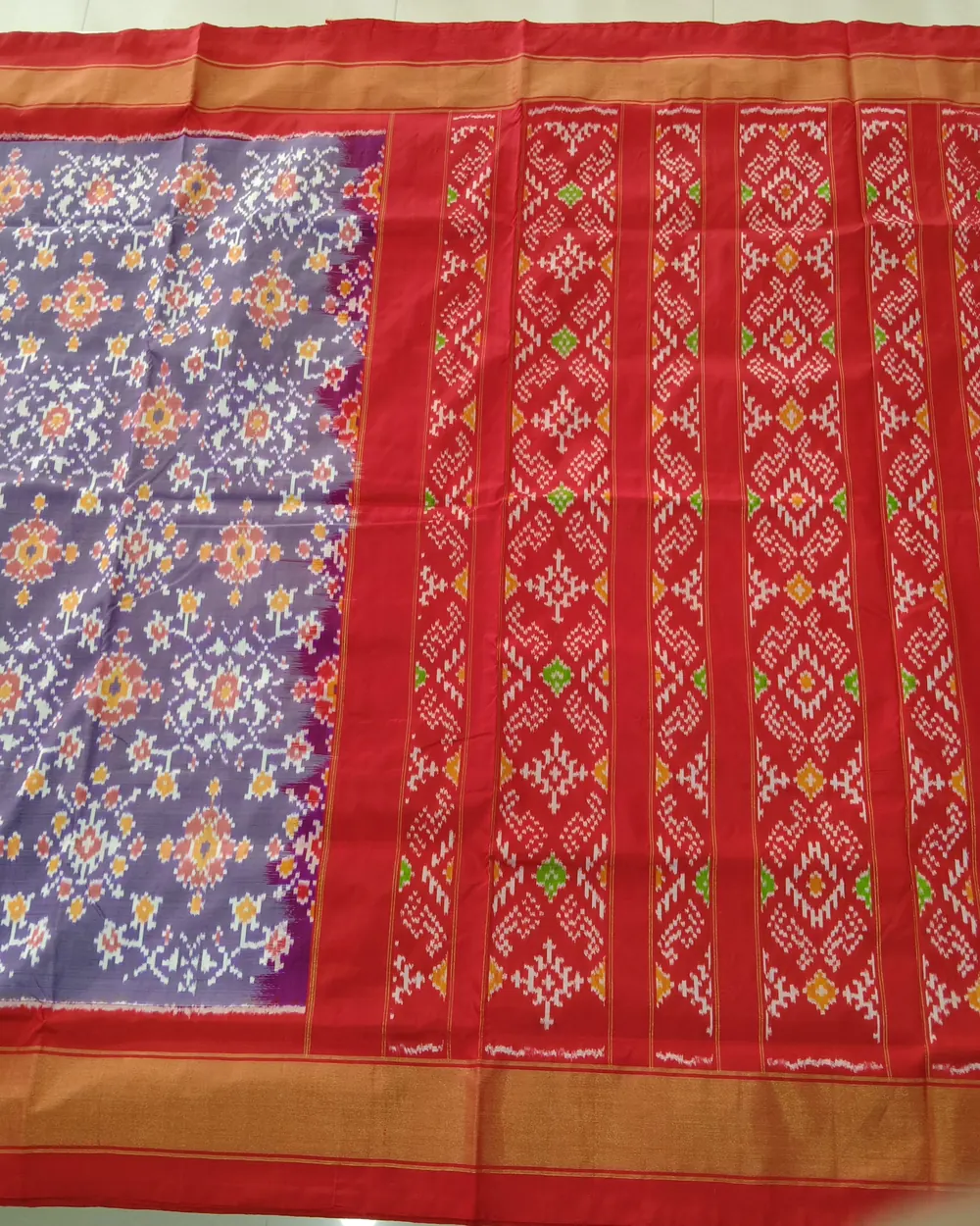 Silk Ikat Saree, · పట్టు ఇకత్ చీర,